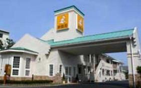 ﾌｧﾐﾘｰﾛｯｼﾞ旅籠屋・伊賀店 モーテル 2*